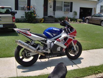 2001 Yamaha R1 “YZF R6”