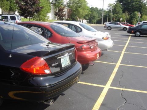 1999 Ford Taurus photo