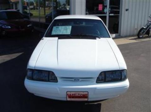 1991 Ford Mustang photo