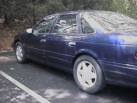 1993 Ford Taurus photo