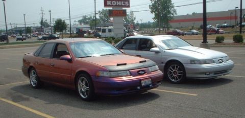 1993 Ford Taurus photo