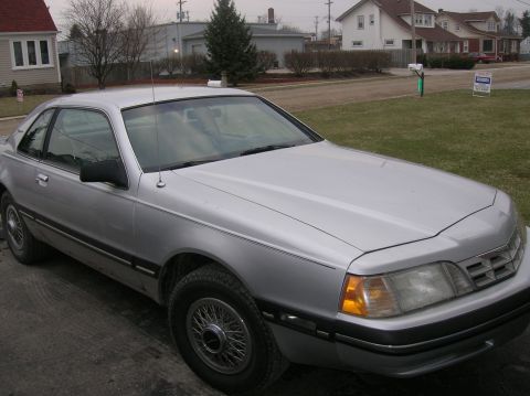 1988 Ford Thunderbird photo