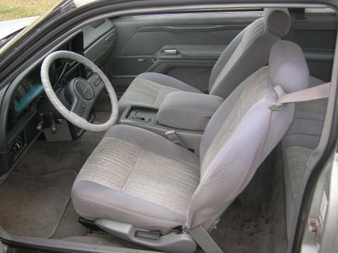 1988 Ford Thunderbird photo