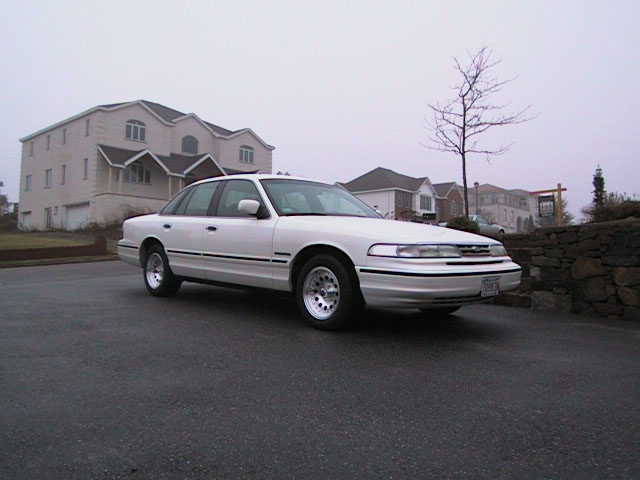 1995 Ford Crown Victoria “Silentscope21”