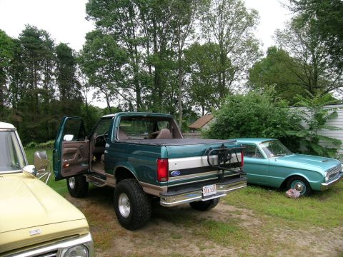 1996 Ford Bronco photo