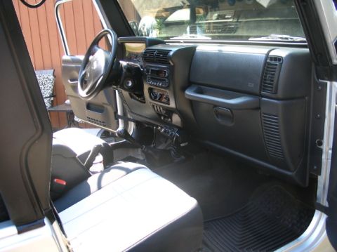 2005 Jeep Wrangler photo