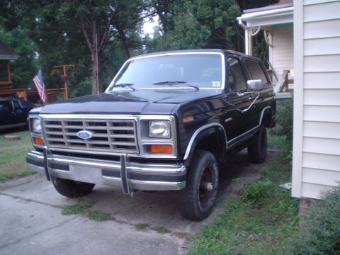 1984 Ford Bronco photo