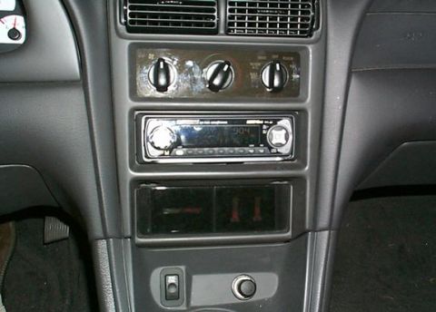 2000 Ford Mustang photo