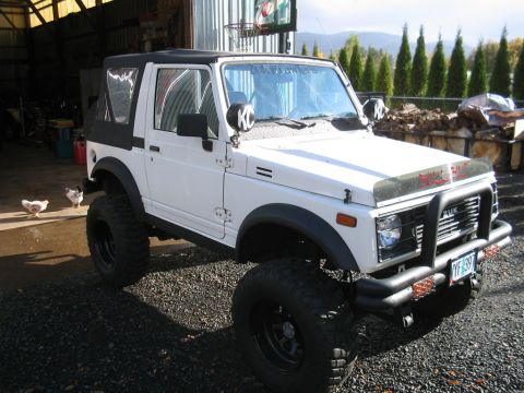 1987 Suzuki Samurai photo