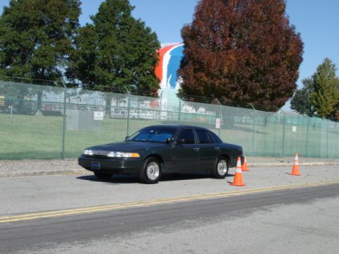 1997 Ford Crown Victoria photo