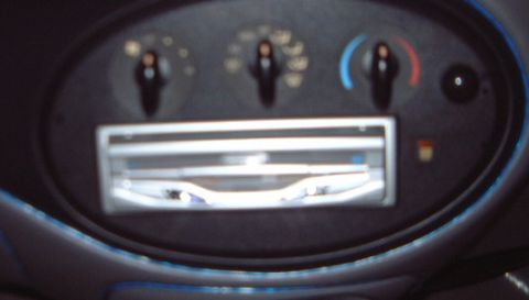 1998 Ford Taurus photo