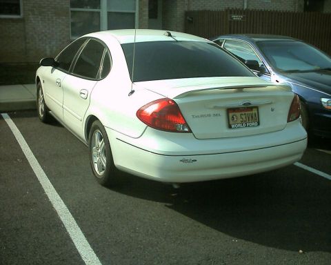 2002 Ford Taurus photo