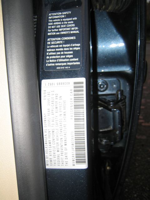 2005 Volkswagen Jetta photo