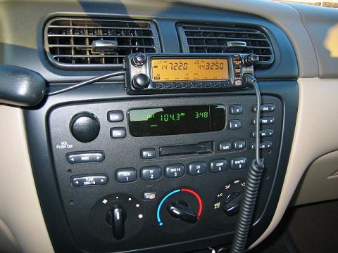 2000 Ford Taurus photo
