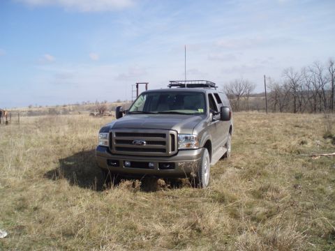 2005 Ford Excursion photo
