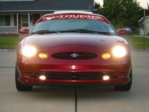 1998 Ford Taurus photo