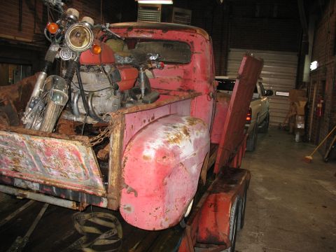 1952 Ford Pickup photo