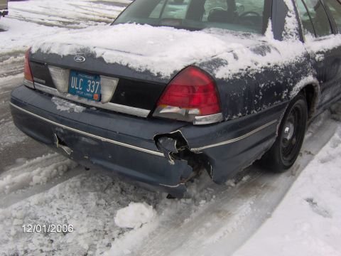 1998 Ford Crown Victoria photo