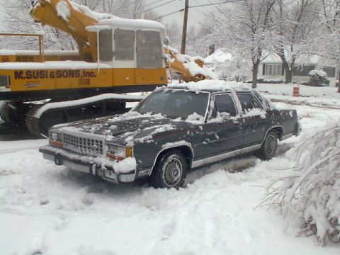 1987 Ford LTD Crown Victoria photo