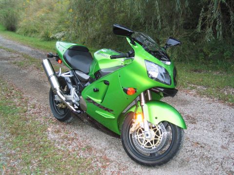 2000 Kawasaki Ninja R photo