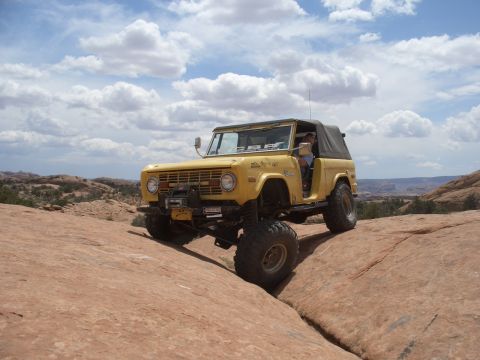 1975 Ford Bronco photo