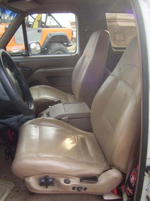 1995 Ford Bronco photo