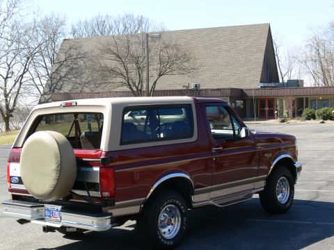 1996 Ford Bronco photo