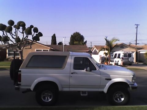 1993 Ford Bronco photo