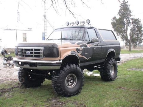 1995 Ford Bronco photo