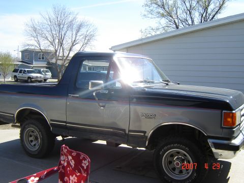 1988 Ford Bronco photo