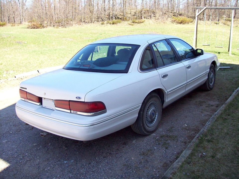 1997 Ford Crown Victoria
