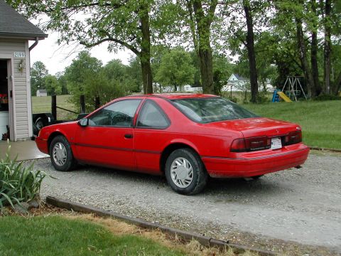 1998 Ford Crown Victoria photo