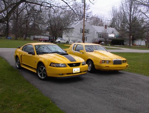 2004 Ford Mustang photo
