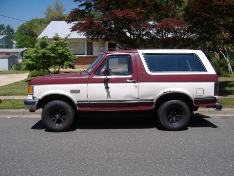 1990 Ford Bronco photo
