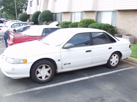1993 Ford Taurus