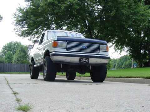 1987 Ford Bronco photo