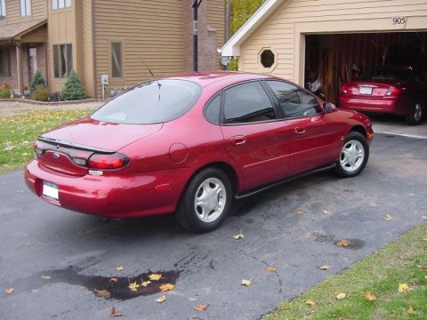 1998 Ford Taurus photo