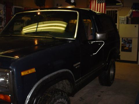 1984 Ford Bronco photo