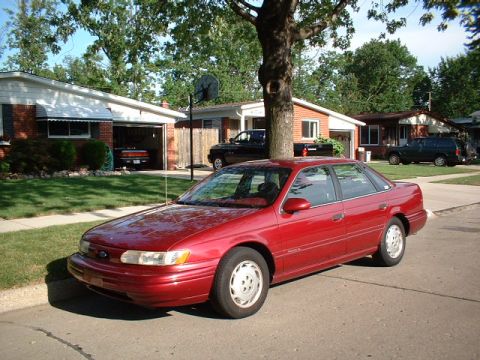 1993 Ford Taurus