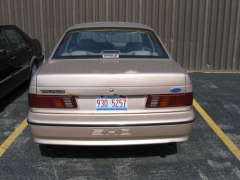 1991 Ford Taurus photo