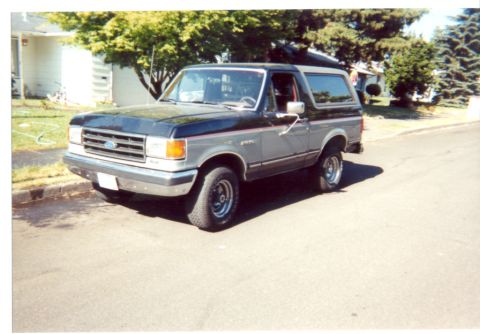1989 Ford Bronco “Street Truck”