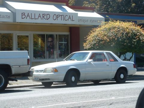 1987 Ford Mustang photo