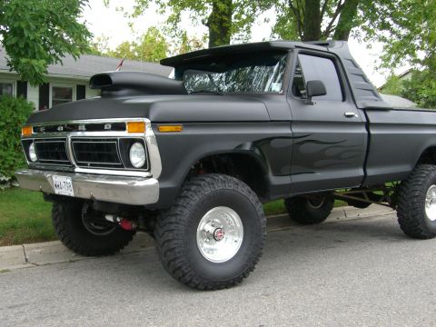 1977 Ford F-150 “ThunderTruck”