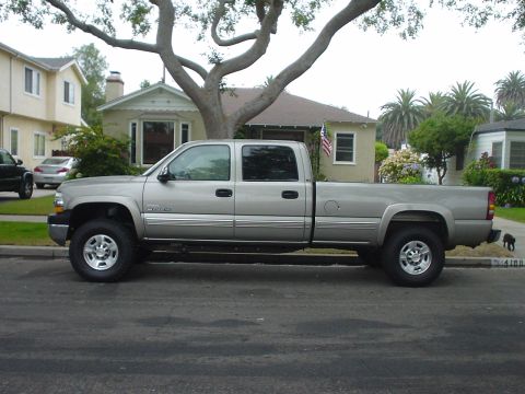 2002 Chevrolet Silverado 2500 photo
