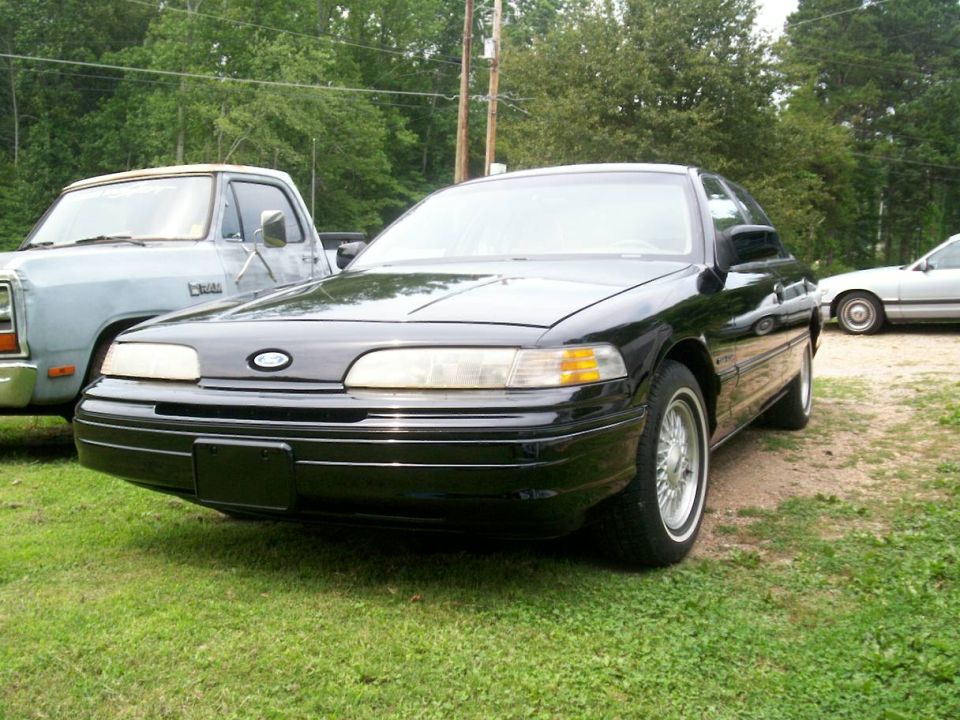 1992 Ford Crown Victoria “southern justice”