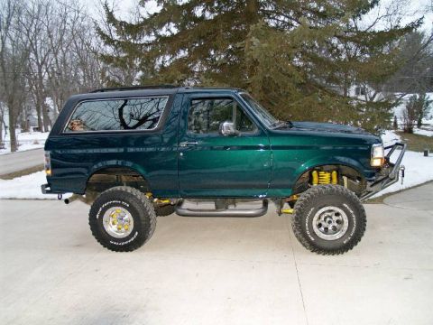 1993 Ford Bronco photo