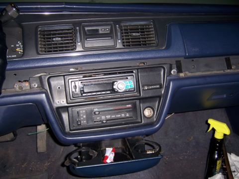 1994 Ford Crown Victoria photo