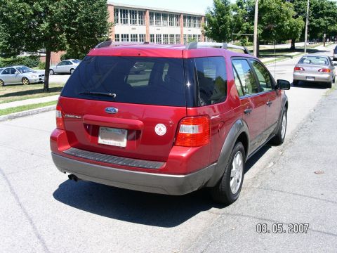 2006 Ford Five Hundred photo