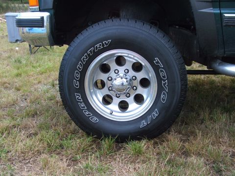 1999 Chevrolet Suburban photo