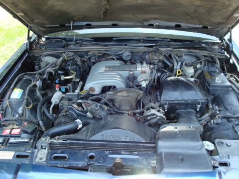 1990 Ford LTD Crown Victoria photo